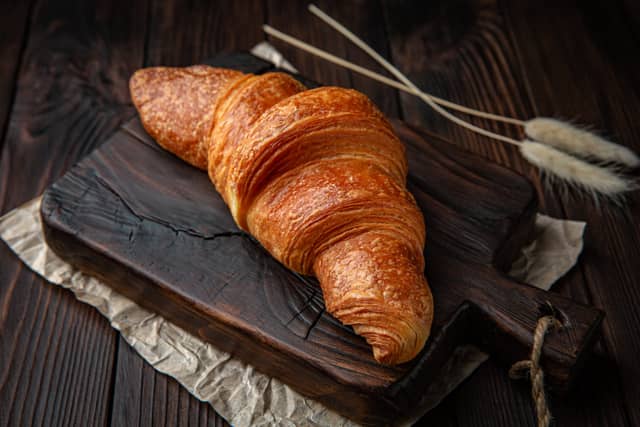 Croissant cu Ciocolată - Patiseria | Cafenea | Brutarie Con Gusto Bakery in Chișinău