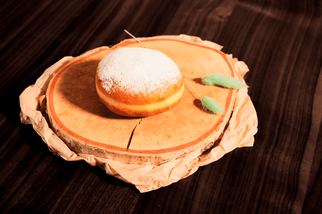 Gogoașa cu cremă - Patiseria | Cafenea | Brutarie Con Gusto Bakery in Chișinău